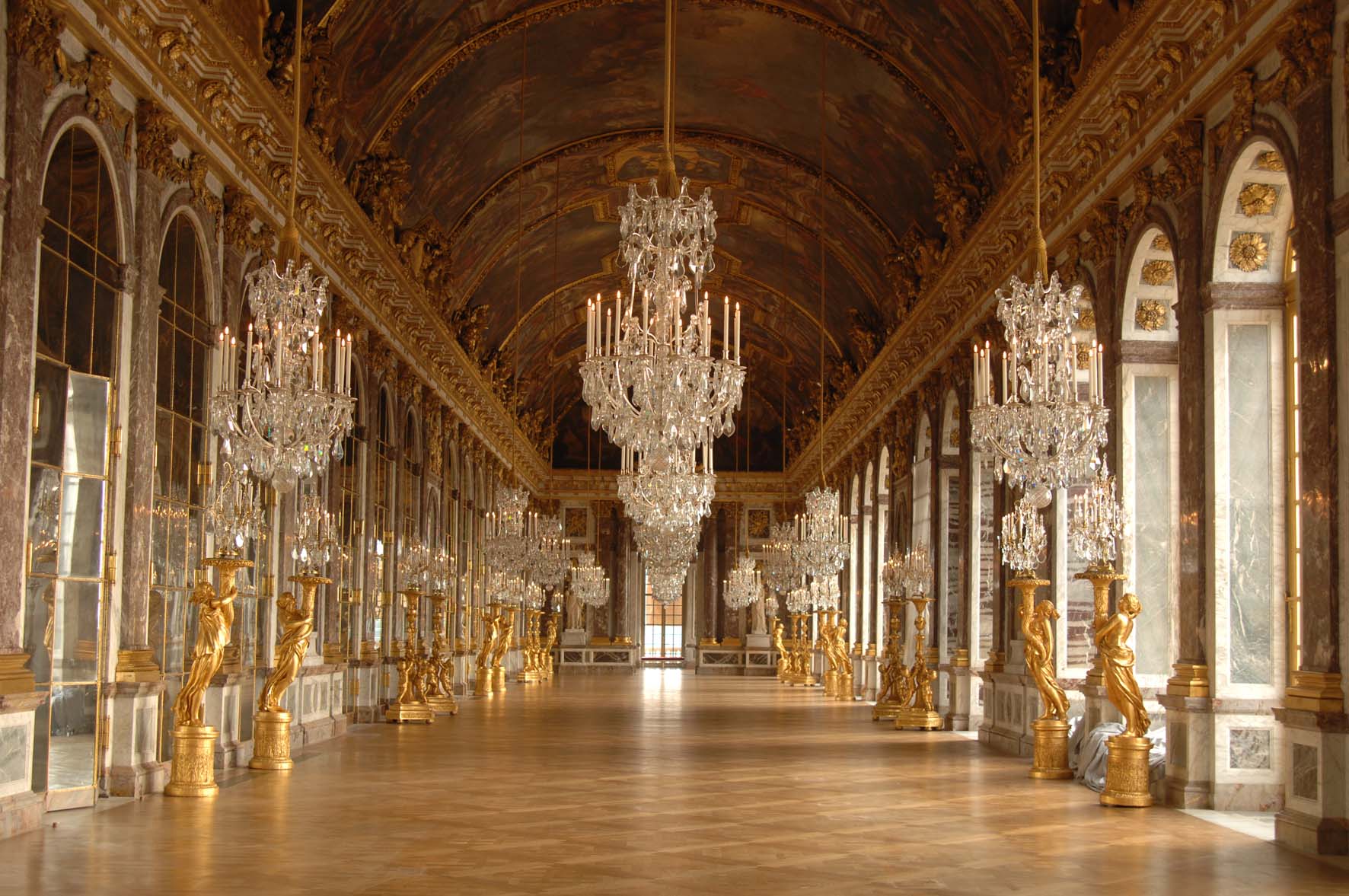 --« JM Mana+-+ - La galerie des Glaces.jpg
