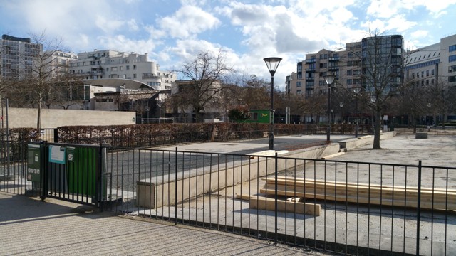 Travaux AireDesPetits-EsplanadeMaxGuedjWeb.jpg