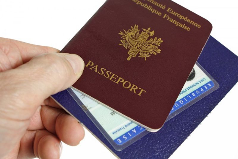 passeportpapiersdidentite.jpg