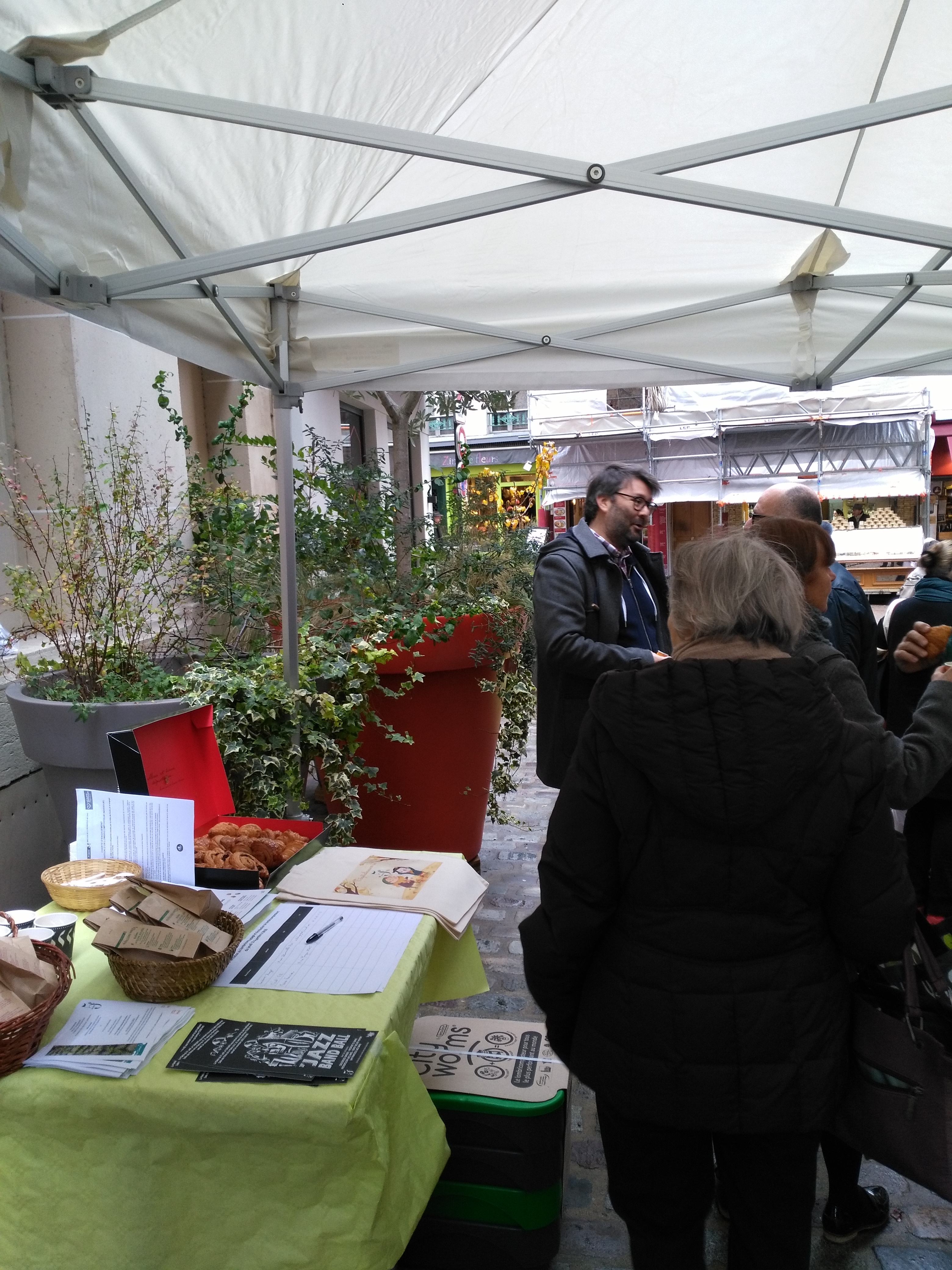 Un moment convivial2 - fête des végétaliseurs 24.11.18.jpg