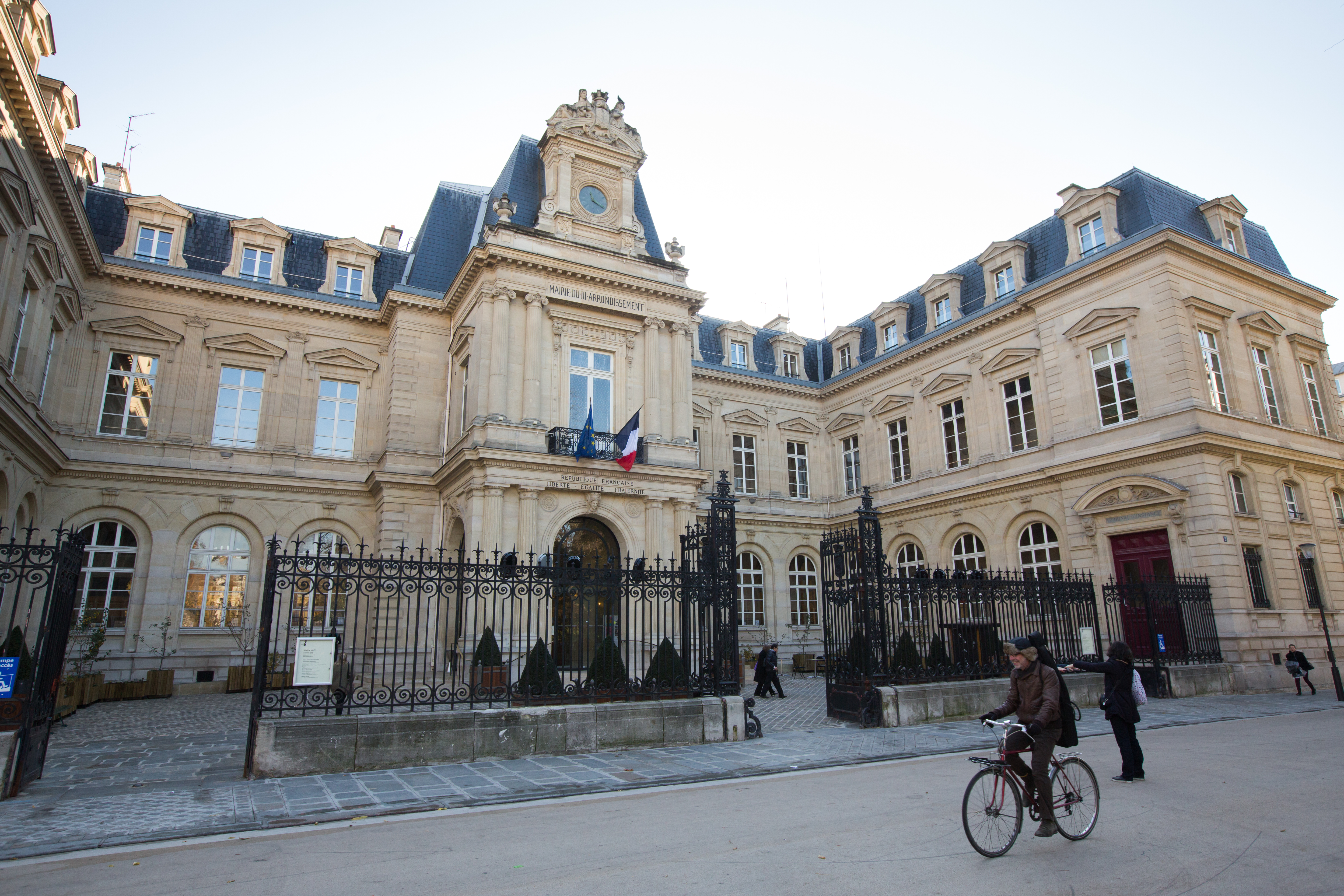 Mairie du 3e, par Jean-Baptiste Gurliat.jpg