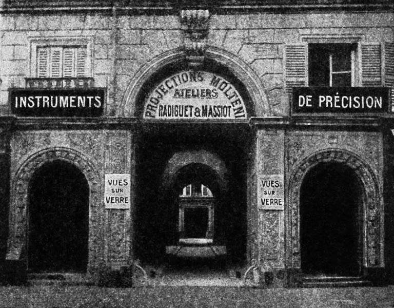 Opticiens Molteni - rue du Château d'Eau.jpg