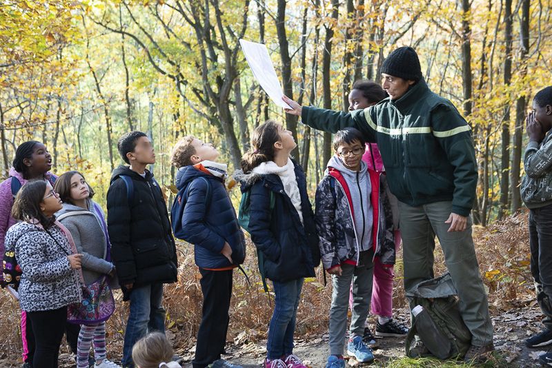 Les enfants à la découverte du camp retranché de Paris (François Grunberg / Mairie de Paris) Les enfants à la découverte du camp retranché de Paris