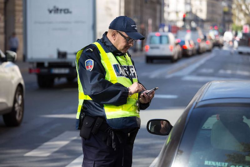 video verbalisation.jpg (© Mairie de Paris / Joséphine Brueder)