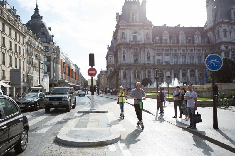 trotinette (Jean Baptiste Gurliat / Ville de Paris)