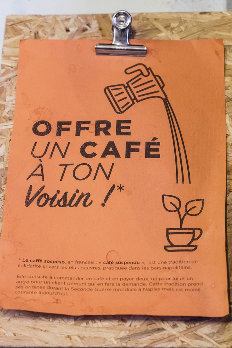 Café suspendu aux Grands voisins (Emilie Chaix/Ville de Paris) Café suspendu aux Grands voisins