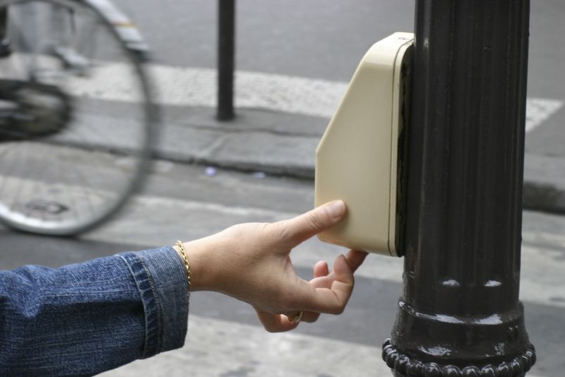 Module Sonor pour personnes malvoyantes ou aveugles (Arnaud Terrier / Ville de Paris)