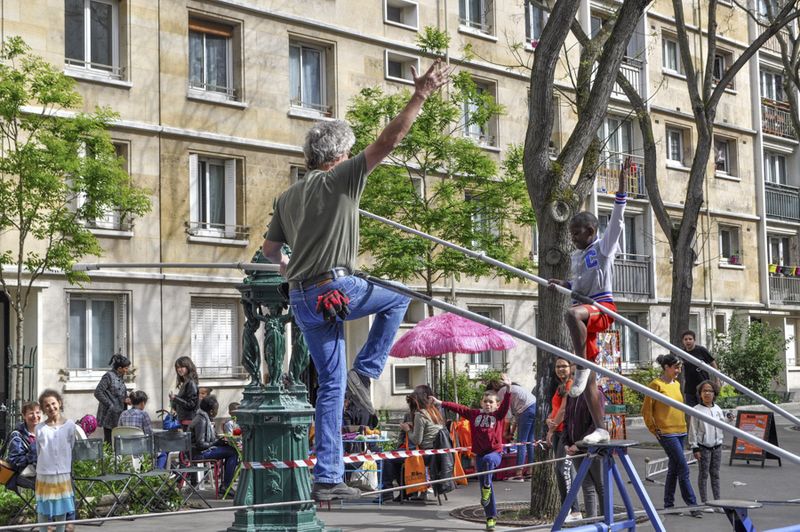 Photo N 29: Projet d’action culturelle « Tu descends ». (Compagnie Progéniture)