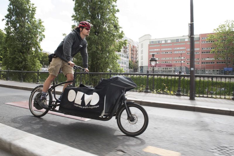 Olvo vélo cargo (Emilie Chaix / Ville de Paris)