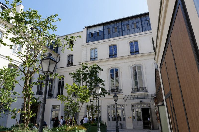 Logements sociaux dans l’hôtel particulier Cromot du Bourg 9, rue Cadet 9e (Henri Garat / Ville de Paris)